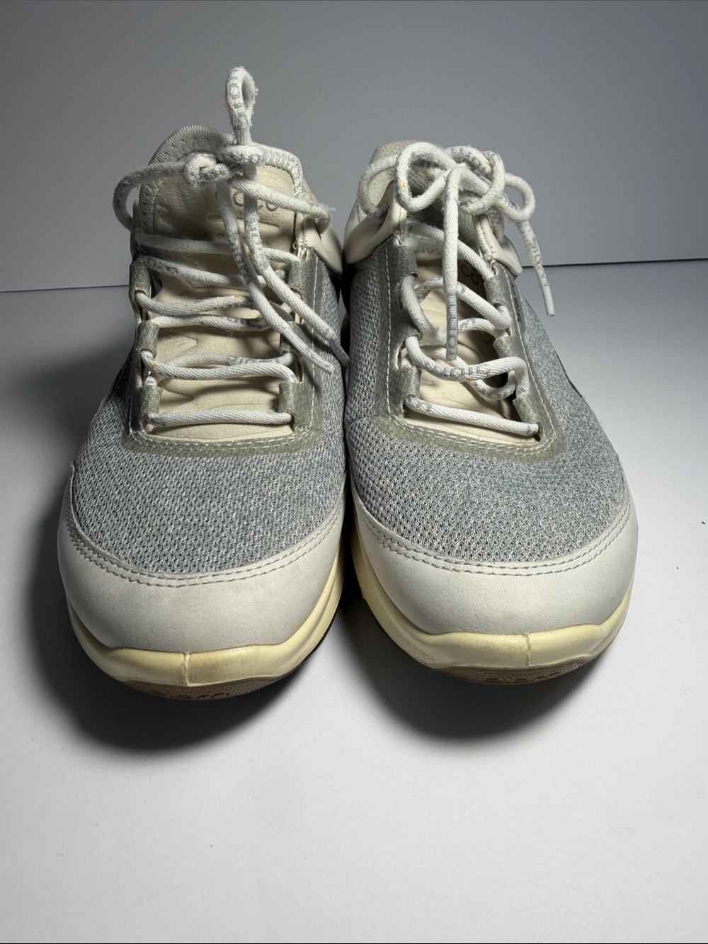 Ecco Women's Light Gray and White Mesh Lace-Up Sneakers